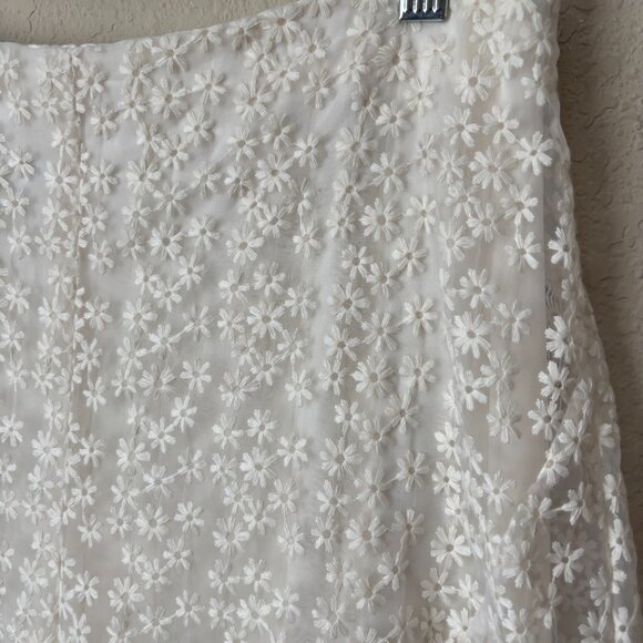 AKRIS Embroidered Floral Sheer Overlay Cream Midi Skirt - Picture 5 of 14